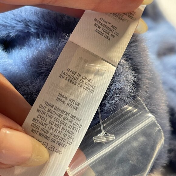 NWT Aerie Fuzzy Blue Button Up Cardigan Sweater Size Medium - Picture 4 of 10